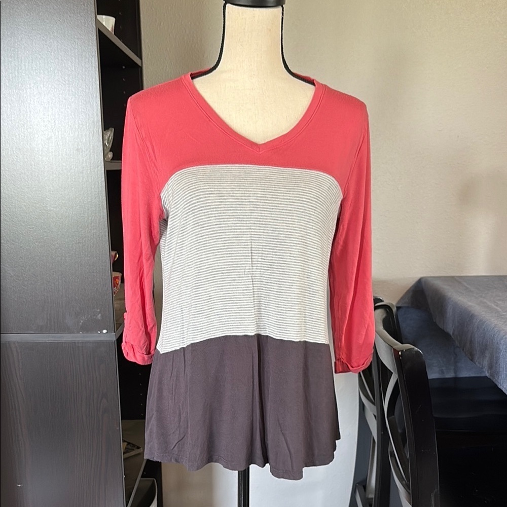 Women’s 24/7 Maurice’s 3/4 Sleeved Shirt